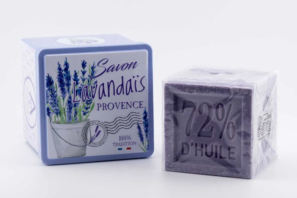 Přírodní levandulové mýdlo na praní 300 g v kovové krabičce